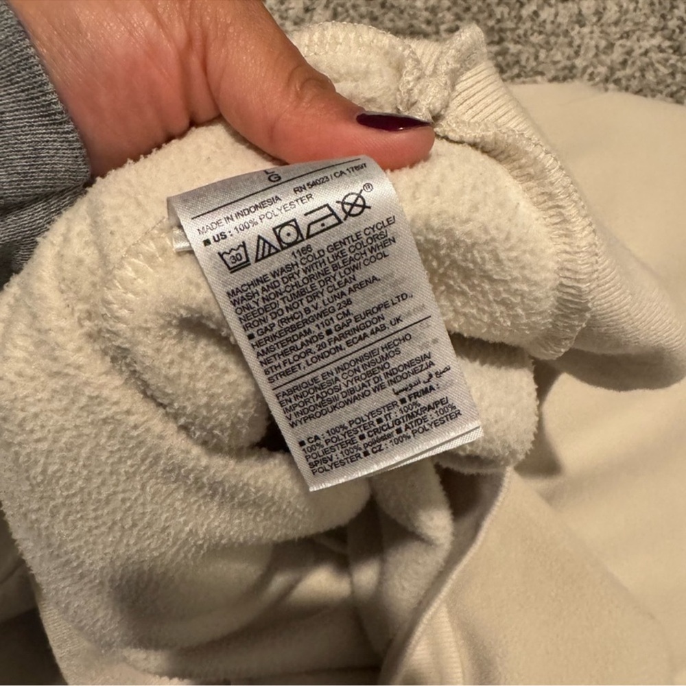 NWT Old Navy - Picture 4 of 5